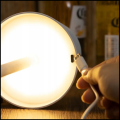 Zielona lampka LED stołowa 38,5cm bezprzewodowa 3 tryby dotykowa nocna (7).png