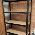 Czarny regał magazynowy 180x90x40cm metalowy ocynkowany i malowany 5 półek (2).jpg