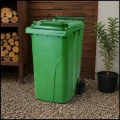 Zielony pojemnik z klapą kubeł kosz na dpady śmieci z atestami  240 L (3).jpg