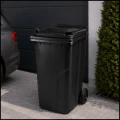 Czarny pojemnik z klapą kubeł kosz na dpady śmieci z atestami  240 L (1).jpg
