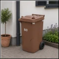 Brązowy pojemnik z klapą kubeł kosz na BIO odpady wentylowany z atestami  240 L (1).jpg