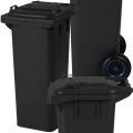 Czarny pojemnik z klapą kubeł kosz na dpady śmieci z atestami 80 L  (4).jpg