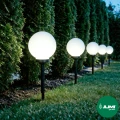 Lampa solarna 4 led wbijana czujnik zmierzchu do ogrodu 73cm biała kula ip44 (12).jpg